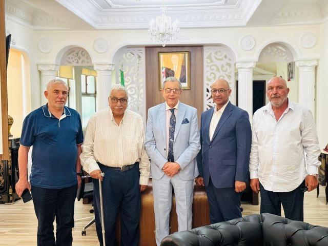 Meeting with a delegation from the Assembly of Popular Committees and Leagues